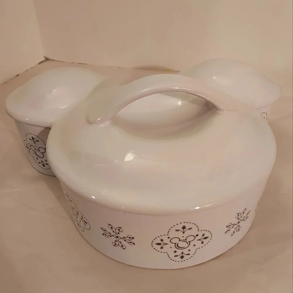 Disney White & Black Mickey Mouse Casserole Dish with Lid Snowflake Design